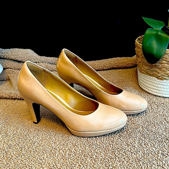 clarks women's adriel viola dress pump